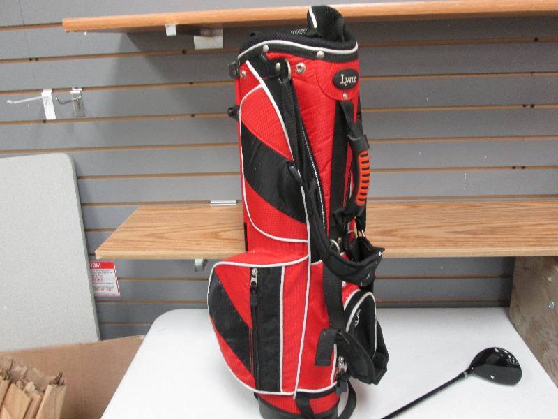 Red black junior golf bag with Cou...