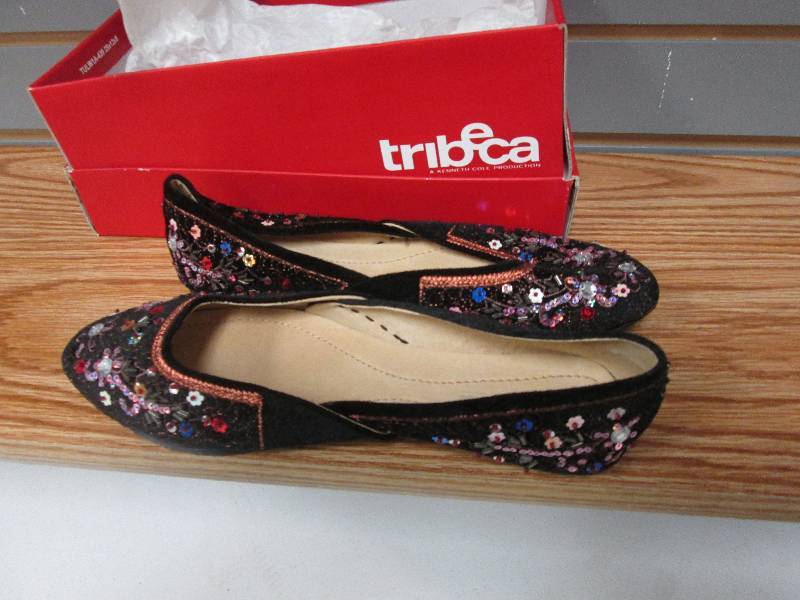 Tibeca 7.5 M ladies bedazzled flats...