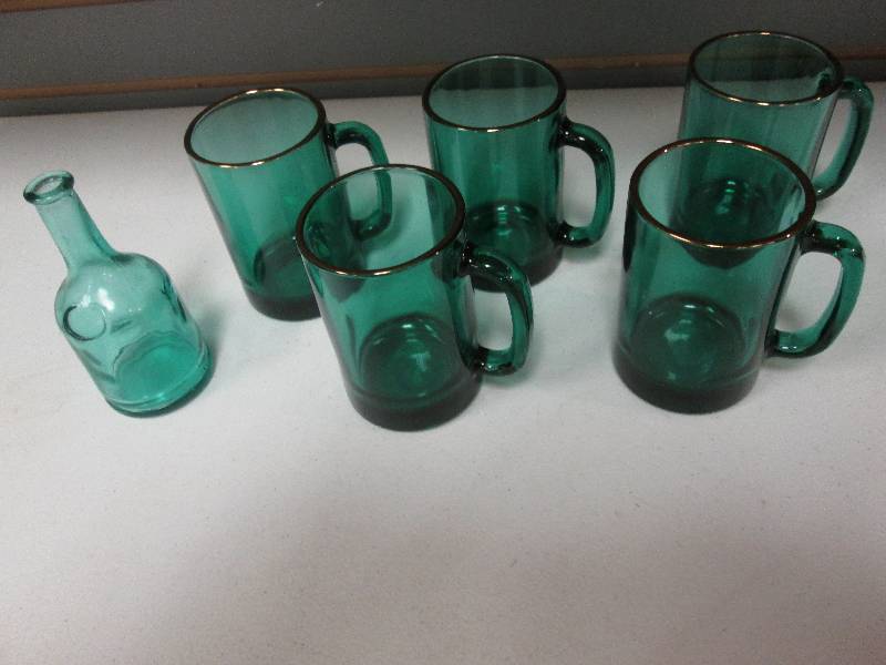 Lot of 5 bluegreen gold rimmed mug...