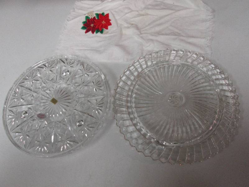 Lot of 2 cut glass servingcake pla...