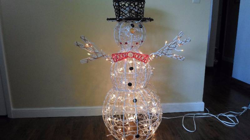 Twinkling Snowman Yard Light