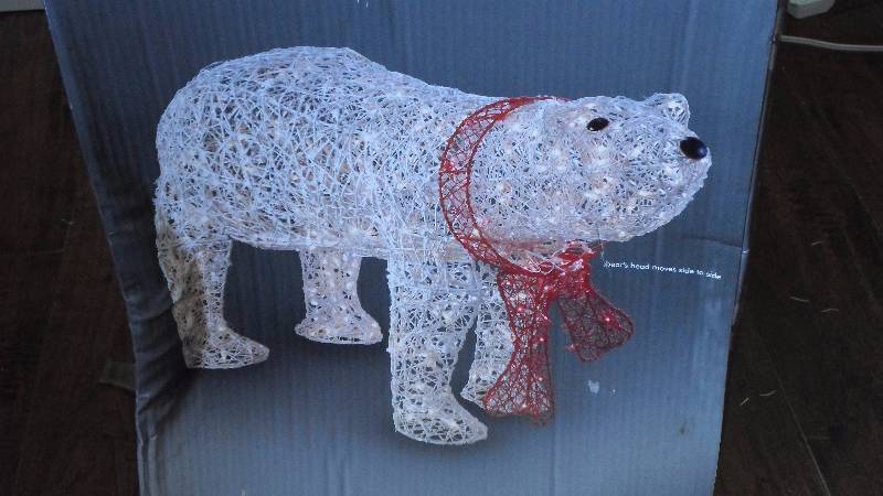Animated Grapevine Polar Bear