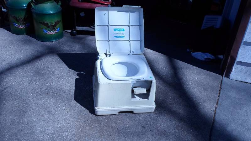 Camping Port-a-potty
