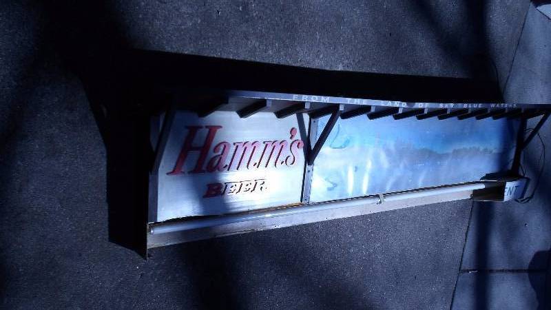 Antique Hamms 1965 77 Lighted Sign