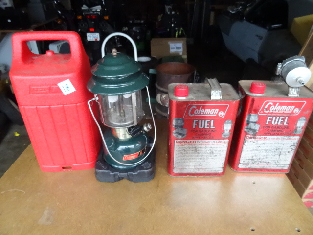 lot 18 image: Coleman Gas Lantern