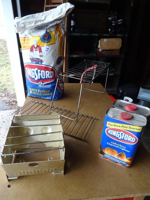 lot 36 image: Grilling and camp accessories