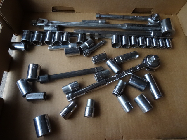 lot 48 image: Craftsman (Mostly) Misc Sockets