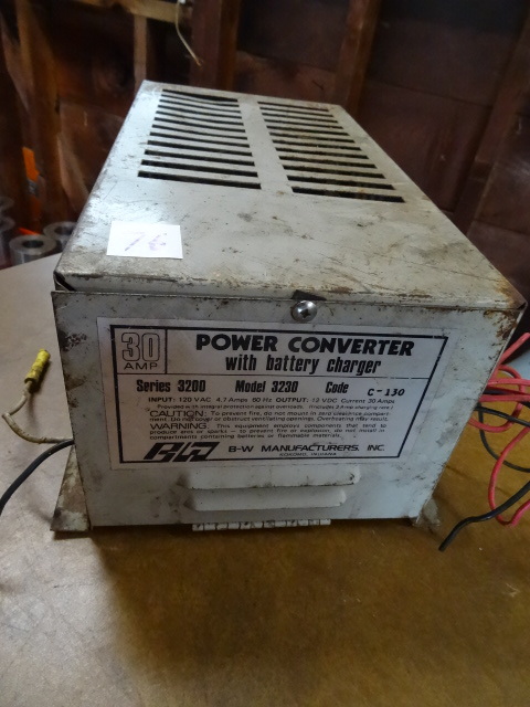 lot 76 image: Power 30 Amp Converter