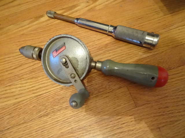 lot 119 image: 2 Vintage Hand Drills