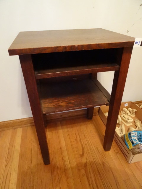 lot 143 image: Wood End Table 19 X 16 X 28