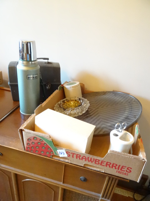 lot 163 image: Lazy Susan, Ashtrays, Lunch Box,