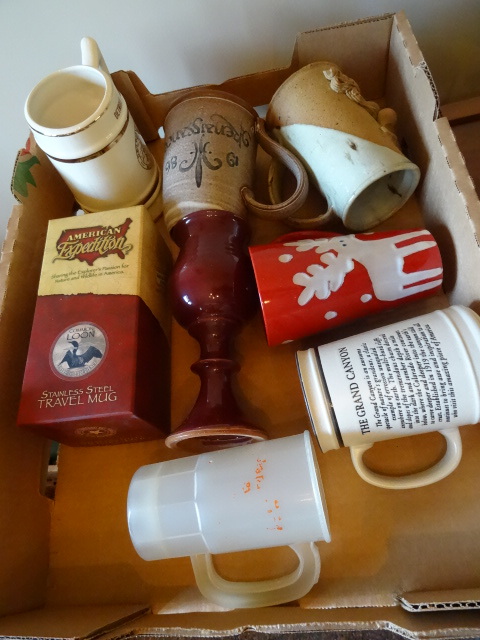 lot 164 image: Mugs