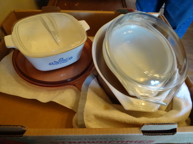 lot 172 image: Casserole Dishes Corningware