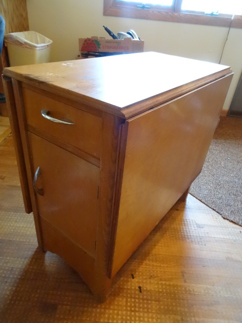 lot 183 image: 1950s Apartment Table, Folding Sides,