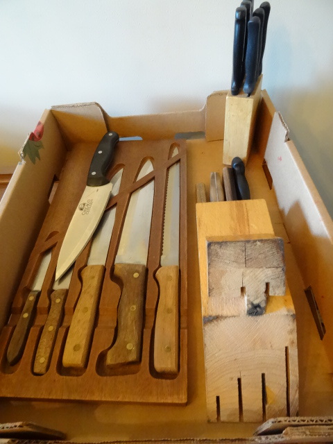 lot 186 image: Misc Cutlery