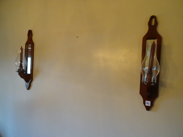 lot 193 image: 2 Wood and Glass Wall Sconces