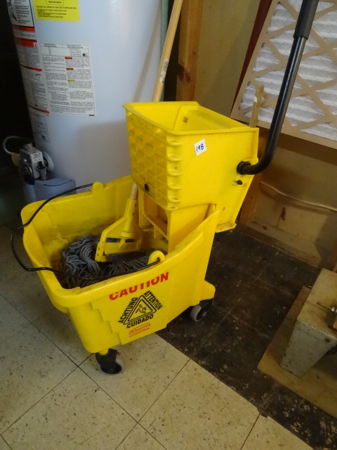 lot 198 image: Mop Bucket WWringer and Mop