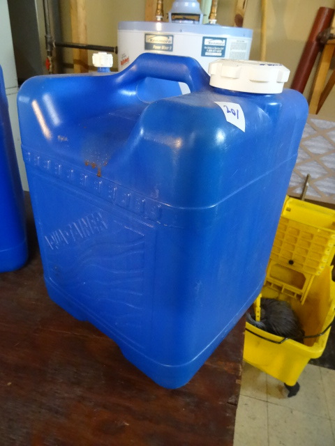 lot 201 image: 5 Gal. Reliance Water Jug