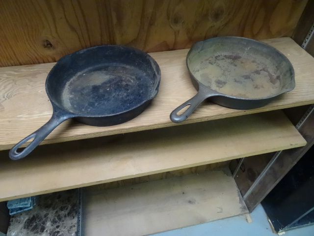 lot 213 image: 2 Cast Iron Fry Pans
