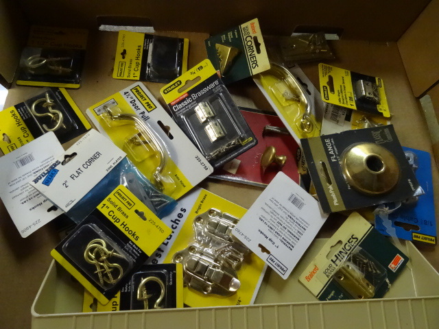 lot 227 image: Misc Cabinet Hardware,