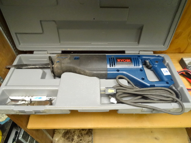lot 236 image: Reciprocating Saw RJ150V
