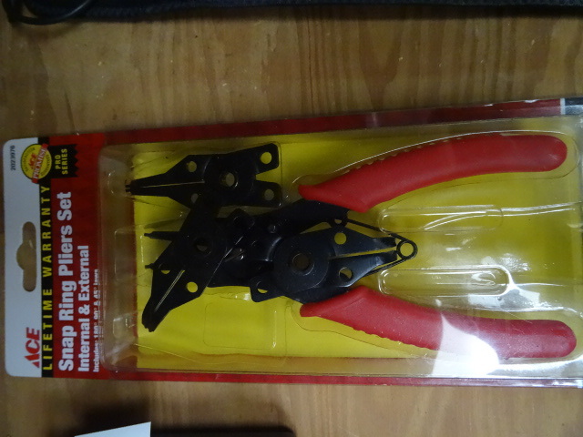 lot 238 image: Ace Snag Wiring Pliers Set