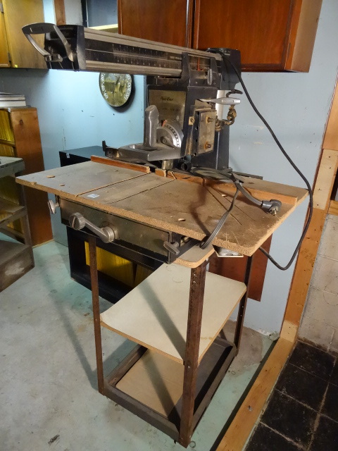 lot 271 image: Wards Powr Kraft Radial Arm Saw