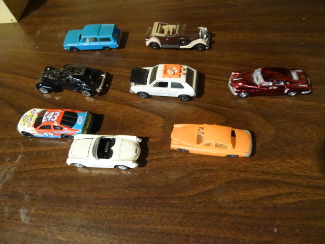 lot 288 image: Misc Die Cast Cars, Some Johnny