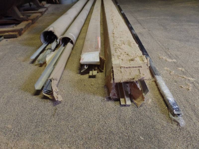 lot 75 image: Metal Trim