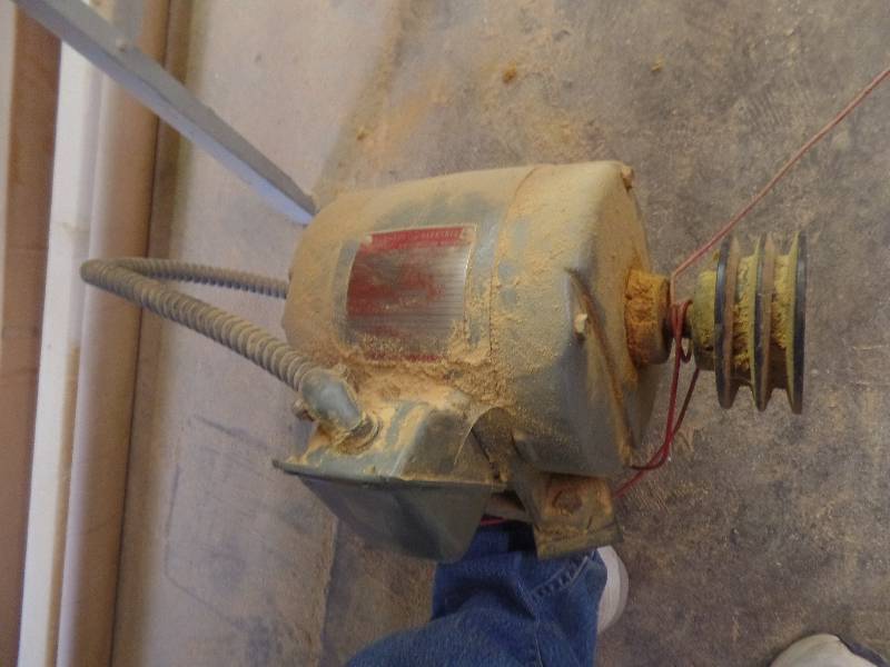 lot 79 image: Electric Motor