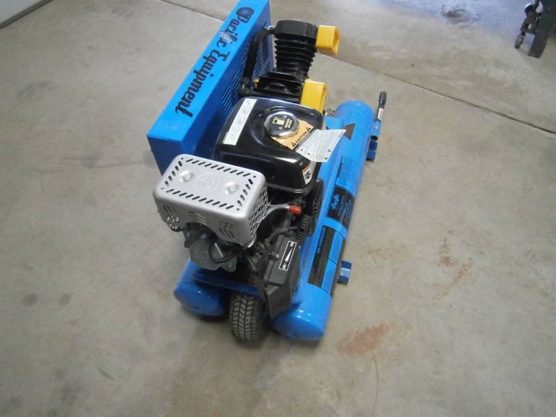 lot 2 image: (New) Pacific Equipment Air Compressor
