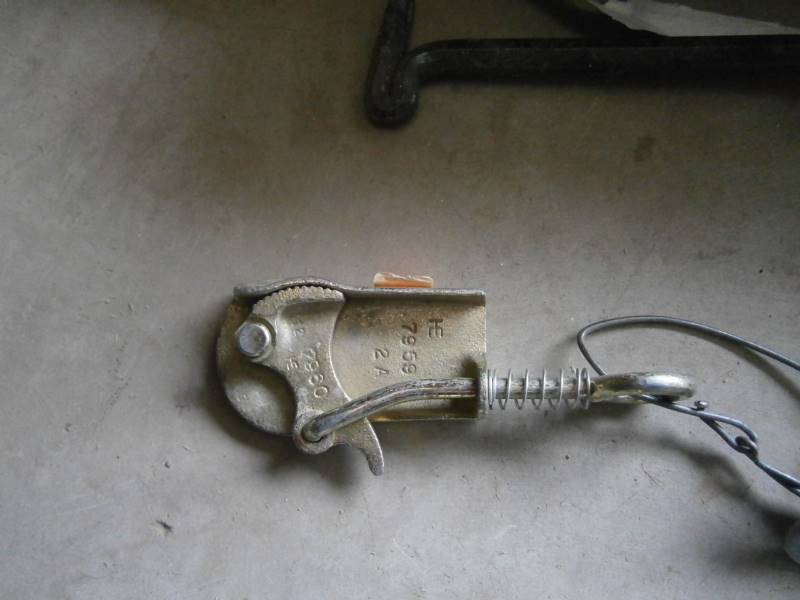 lot 6 image: High Tensile Wire Fencing Kit
