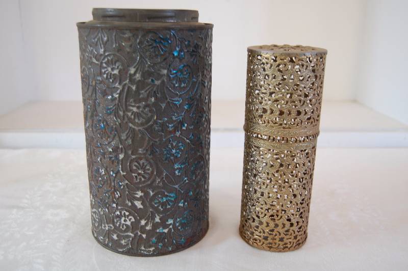 lot 4 image: Decorative Canisters