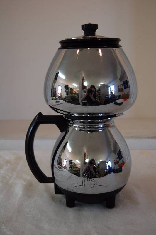 lot 34 image: Double Bubble Coffee Pot