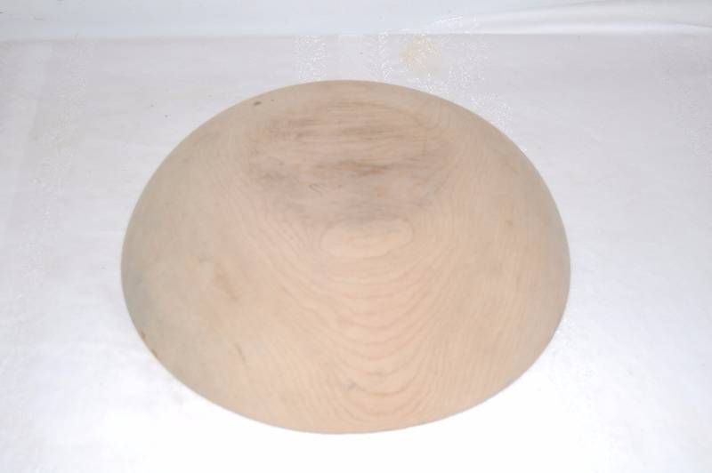 lot 60 image: Vintage Wooden Pestal and Mortar