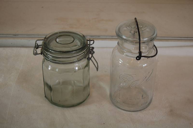 lot 70 image: Glass Mason Jars