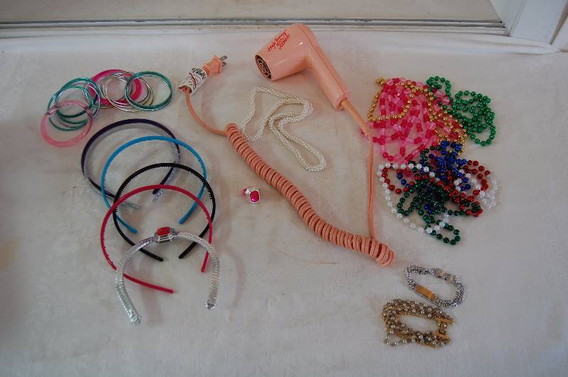 lot 90 image: Headbands, Bracelets, Beaded Necklaces, and Electric Hair Dryer