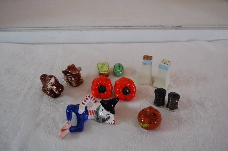 lot 127 image: Salt and Pepper Shakers