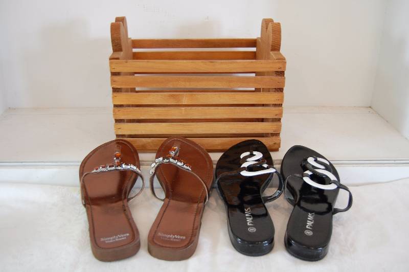 lot 145 image: Wooden Box and Ladies Sandals