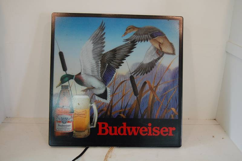 lot 172 image: Budweiser Light