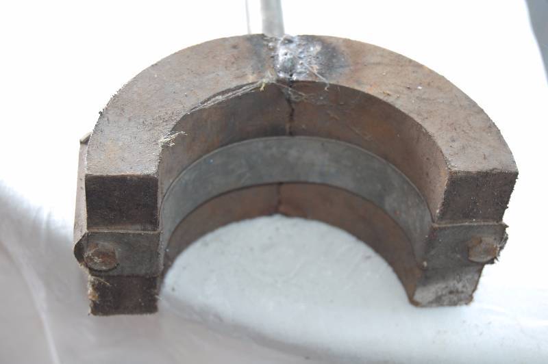 lot 309 image: Large Magnet on Handle