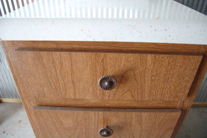 lot 314 image: Kitchen Cabinet