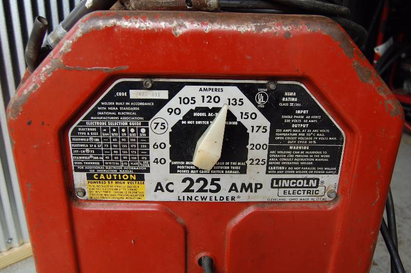 lot 221 image: Arc Welder