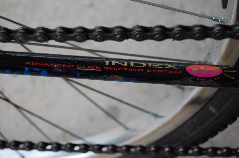 lot 282 image: 15 Speed Bike