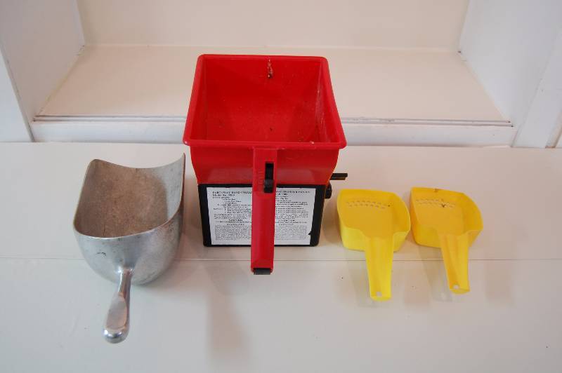 lot 186 image: SeedIce Melter Spreader