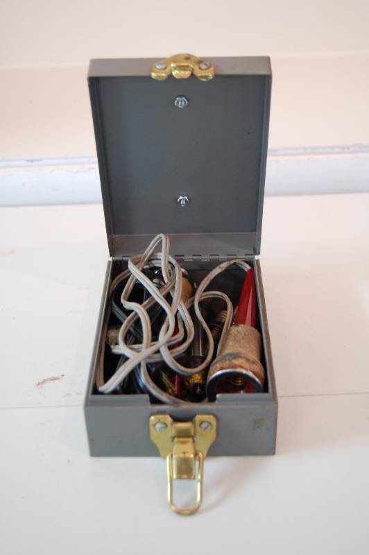 lot 197 image: Soldering Irons