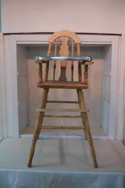 lot 205 image: Vintage High Chair