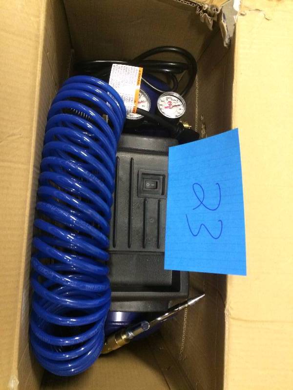 Campbell Hausfeld 3 Gal Air Compressor