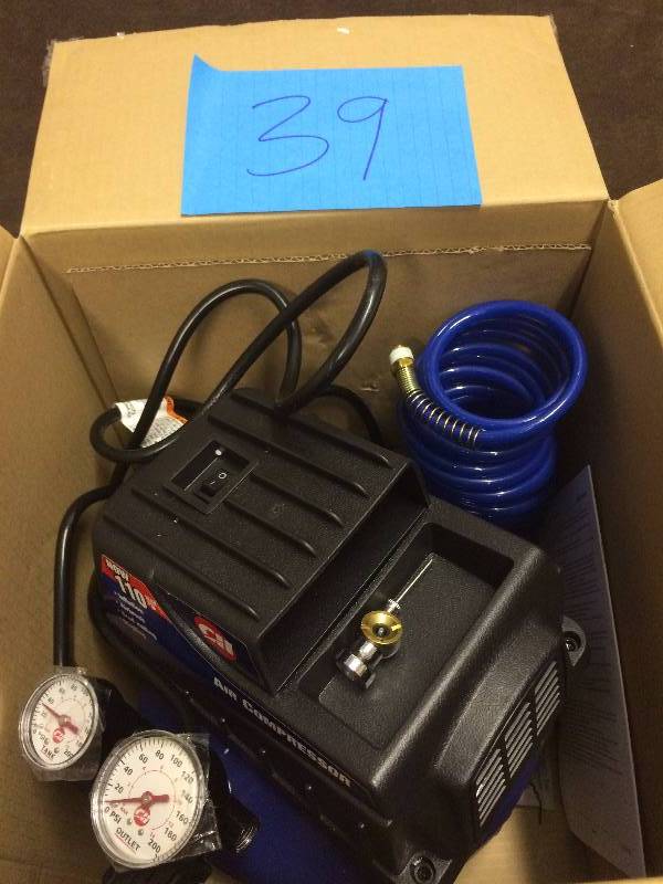 Campbell Hausfeld 1 gal air Compressor