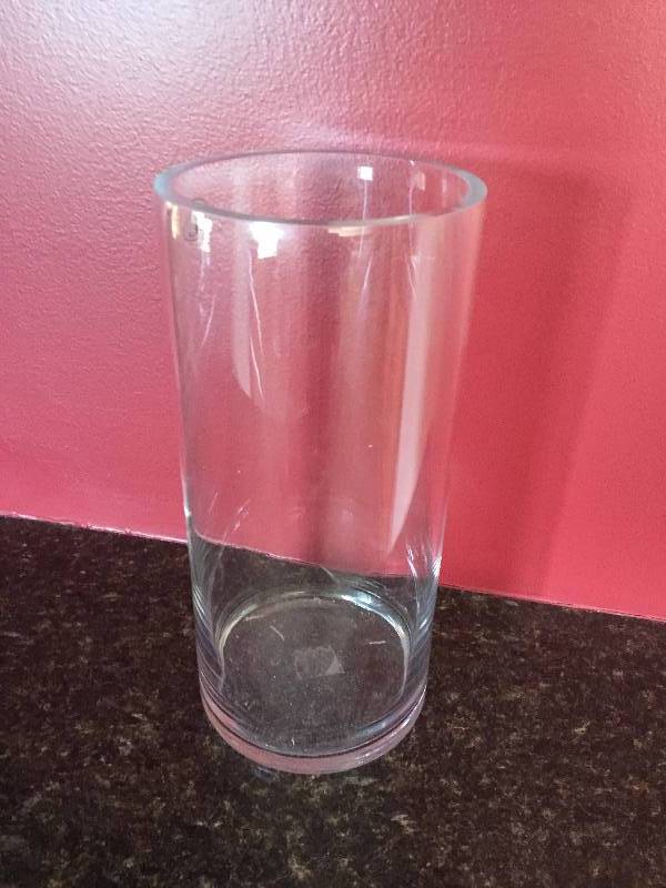 lot 40 image: Thick Glass Vase